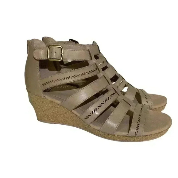 Earth Woodland Sunny Womens 9 40 Strappy Wedge Sandals Beige Leather NEW - Picture 1 of 7